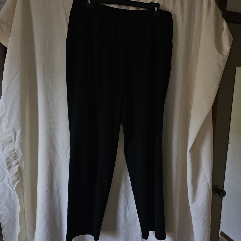 JM Collection Black  Pull On Straight Leg Pants